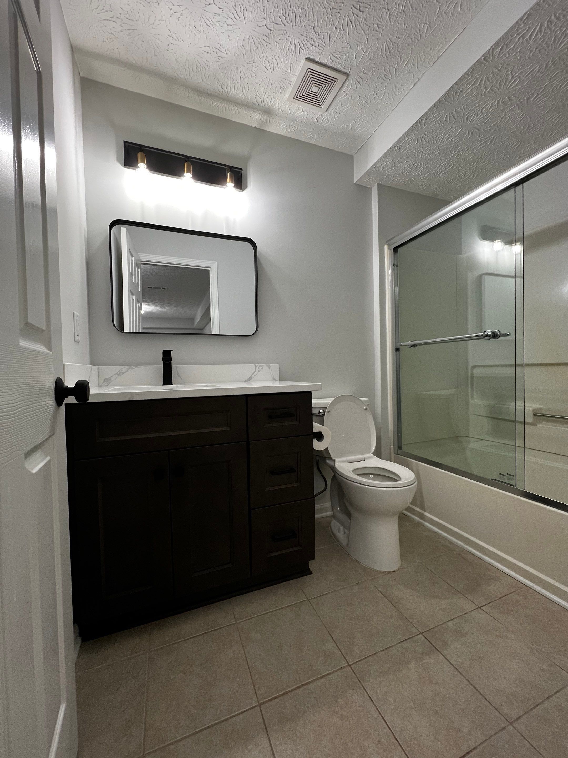 Modern Interior Renovation and Bathroom Remodel in Ellenwood by Swift Home Renovations