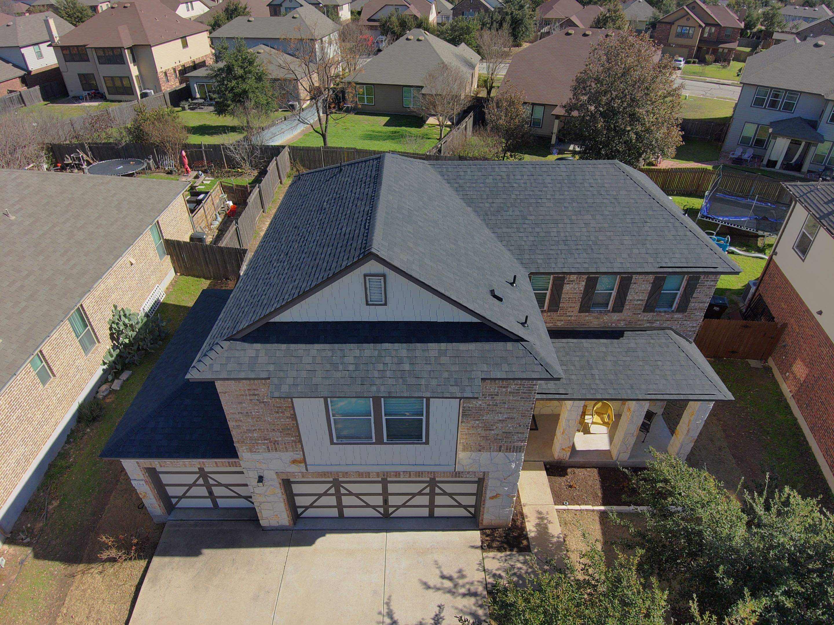 Onyx Black - Owens Corning TruDefinition Duration by RoofsOnly.com