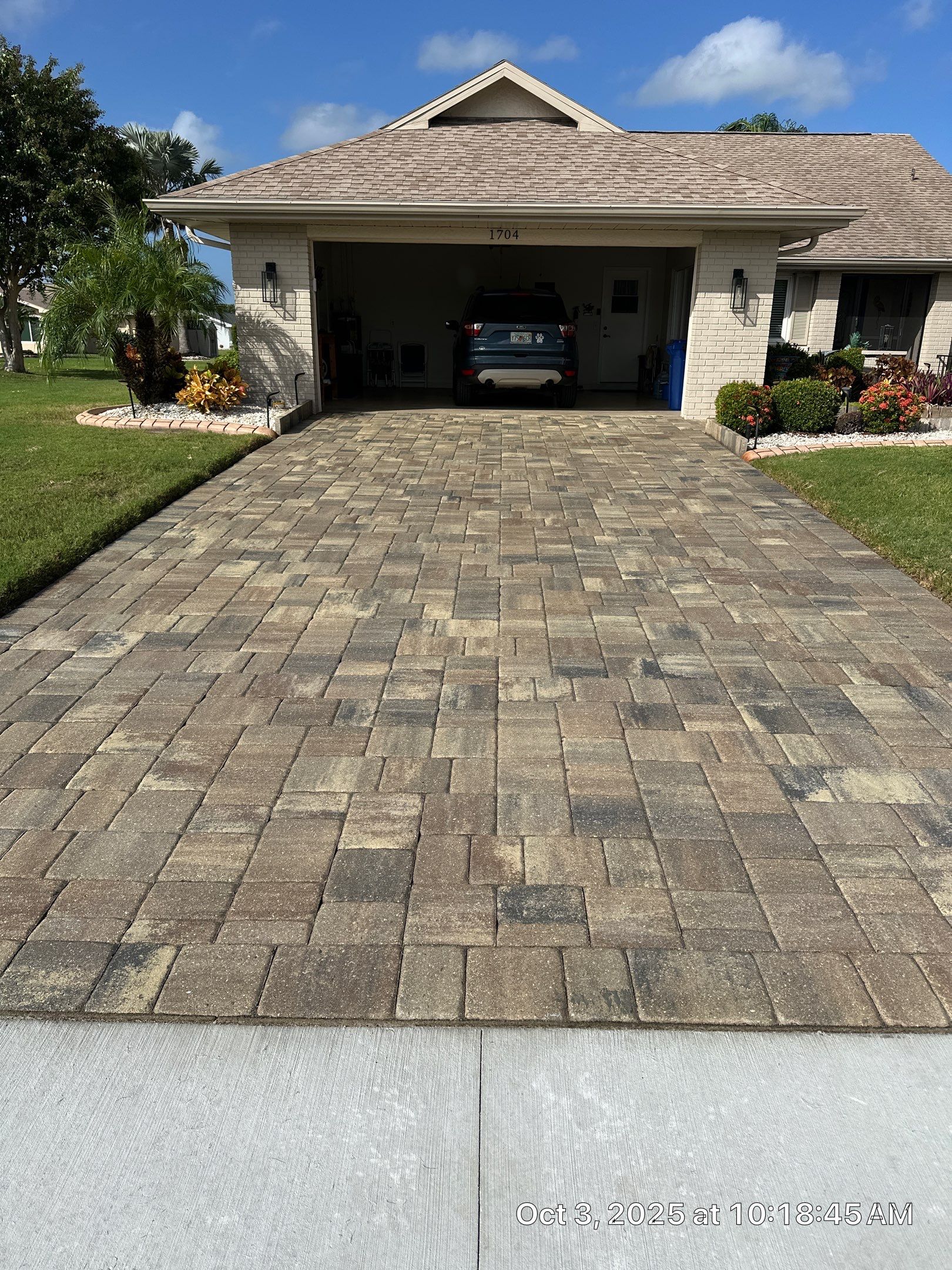 Driveway and Walkway Paver Cleaning and Sealing in Sun City Center by Supreme Paver Experts