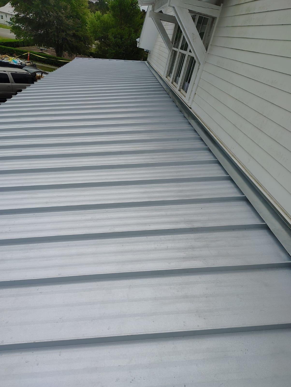 Arctic White Standing Seam by Reimagine Roofing