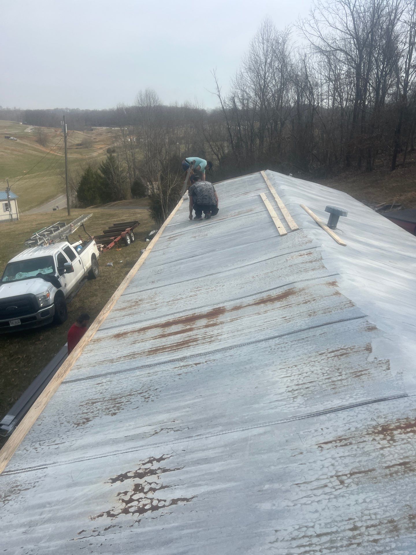 Textured Charcoal Gray using 29 Gauge AG Panel by Omnia Roofing