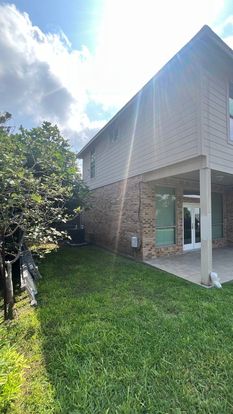 Residential Roofing Installation using Owens Corning Duration Tru Defintion Peppercorn by Galvan Roofing and Construction