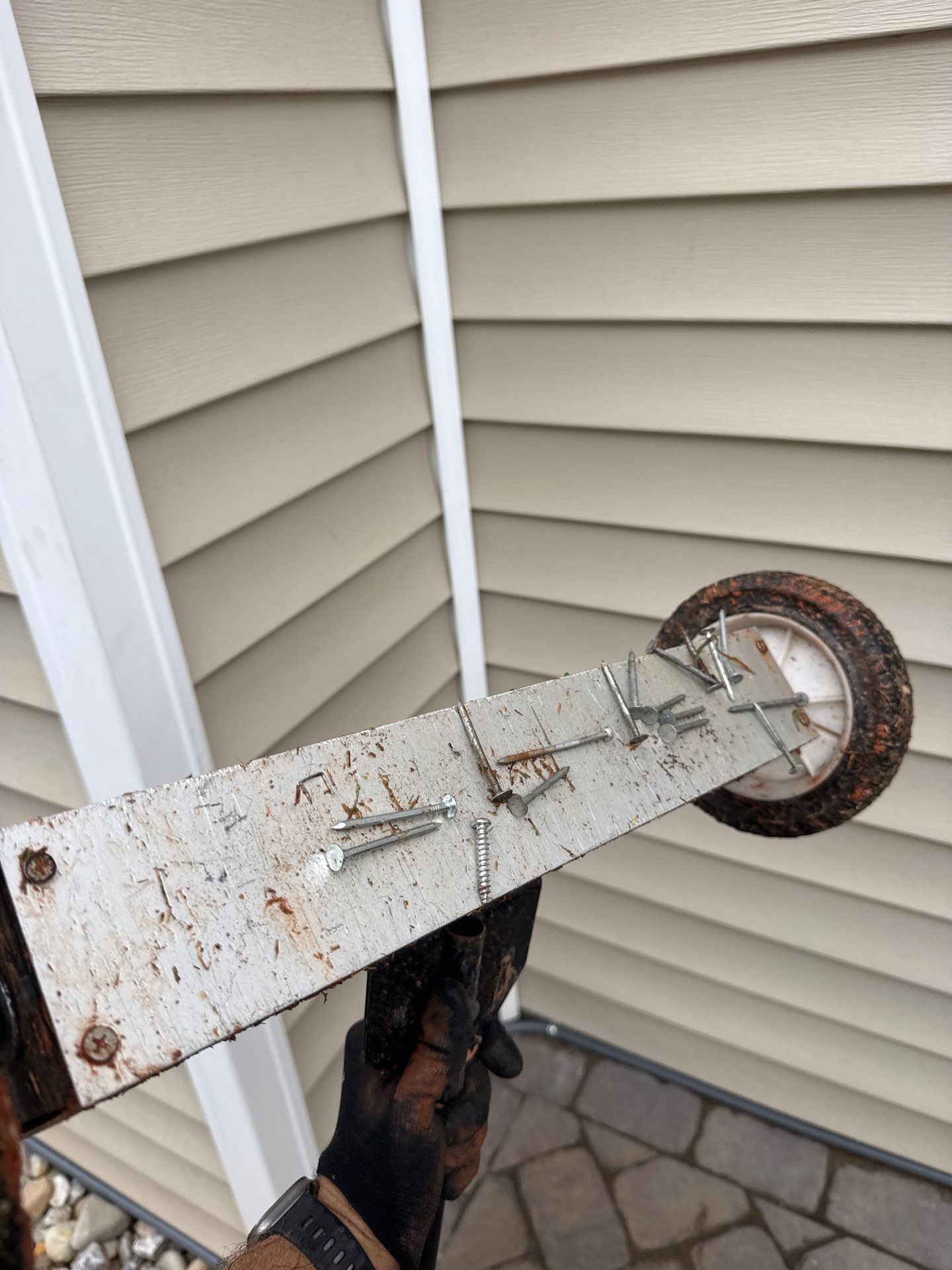 KB Home Improvement by Badger Hauling