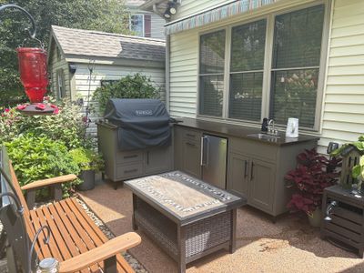 Outdoor Kitchen