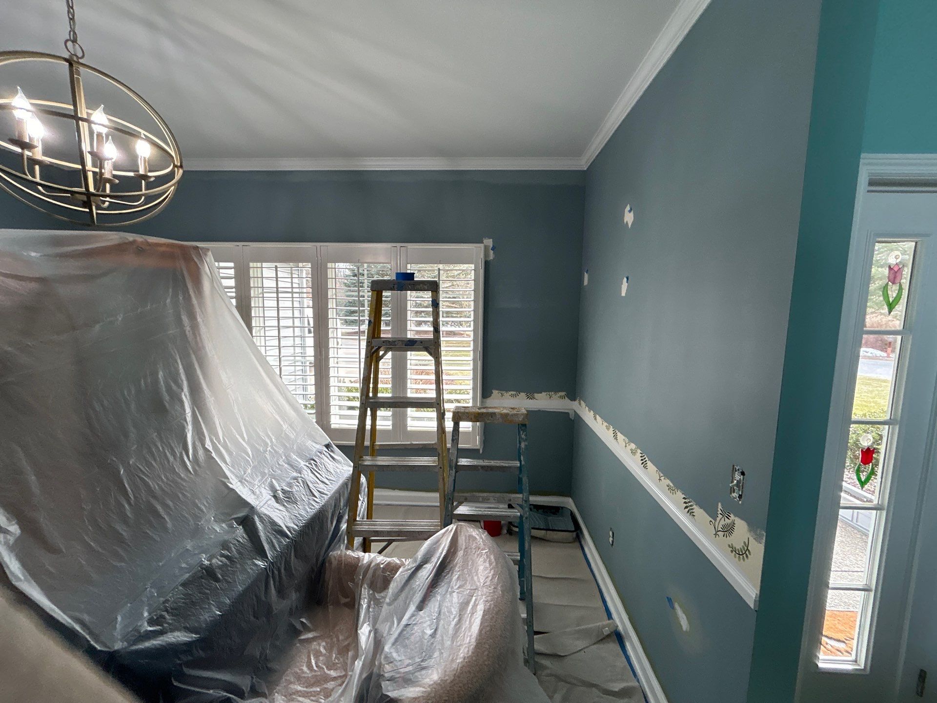 Seating Room Re-paint by Gordon Painting