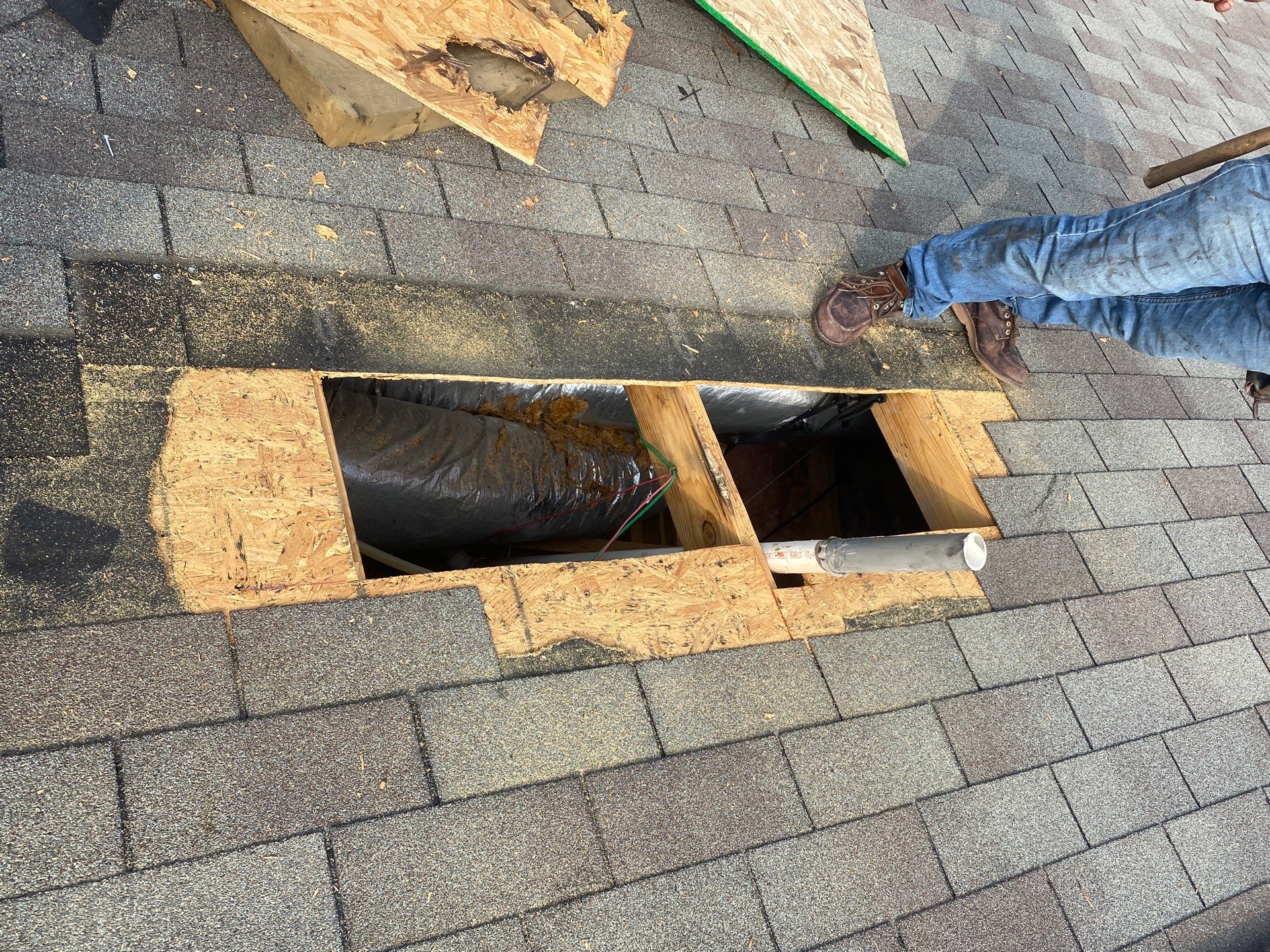 Hail Damage using Owen's Corning Duration (Lifetime) Shingles by Roof Repair Company