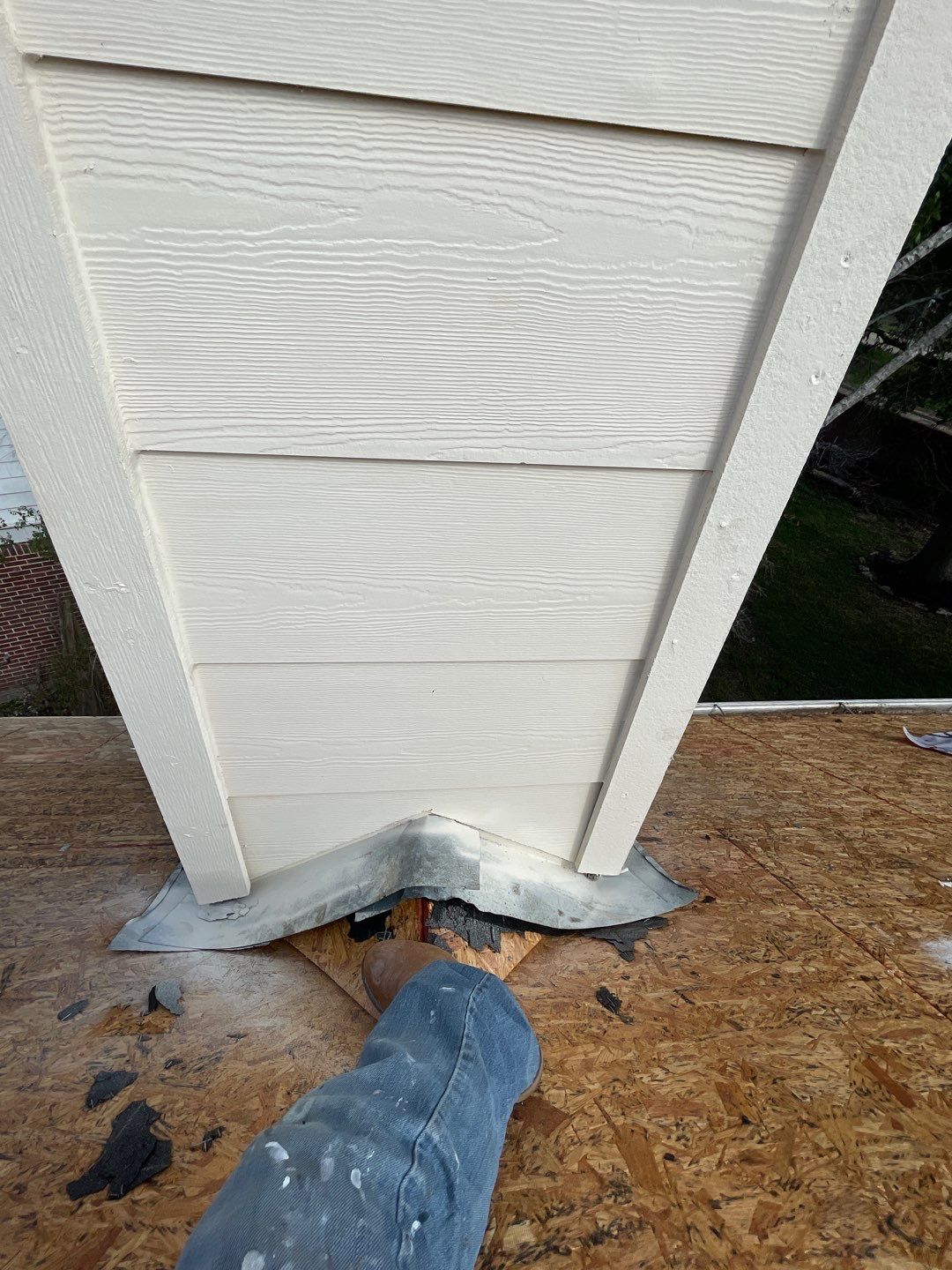 Residential Roofing Installation using Owen's Corning Duration (Lifetime) Shingles by Roof Repair Company