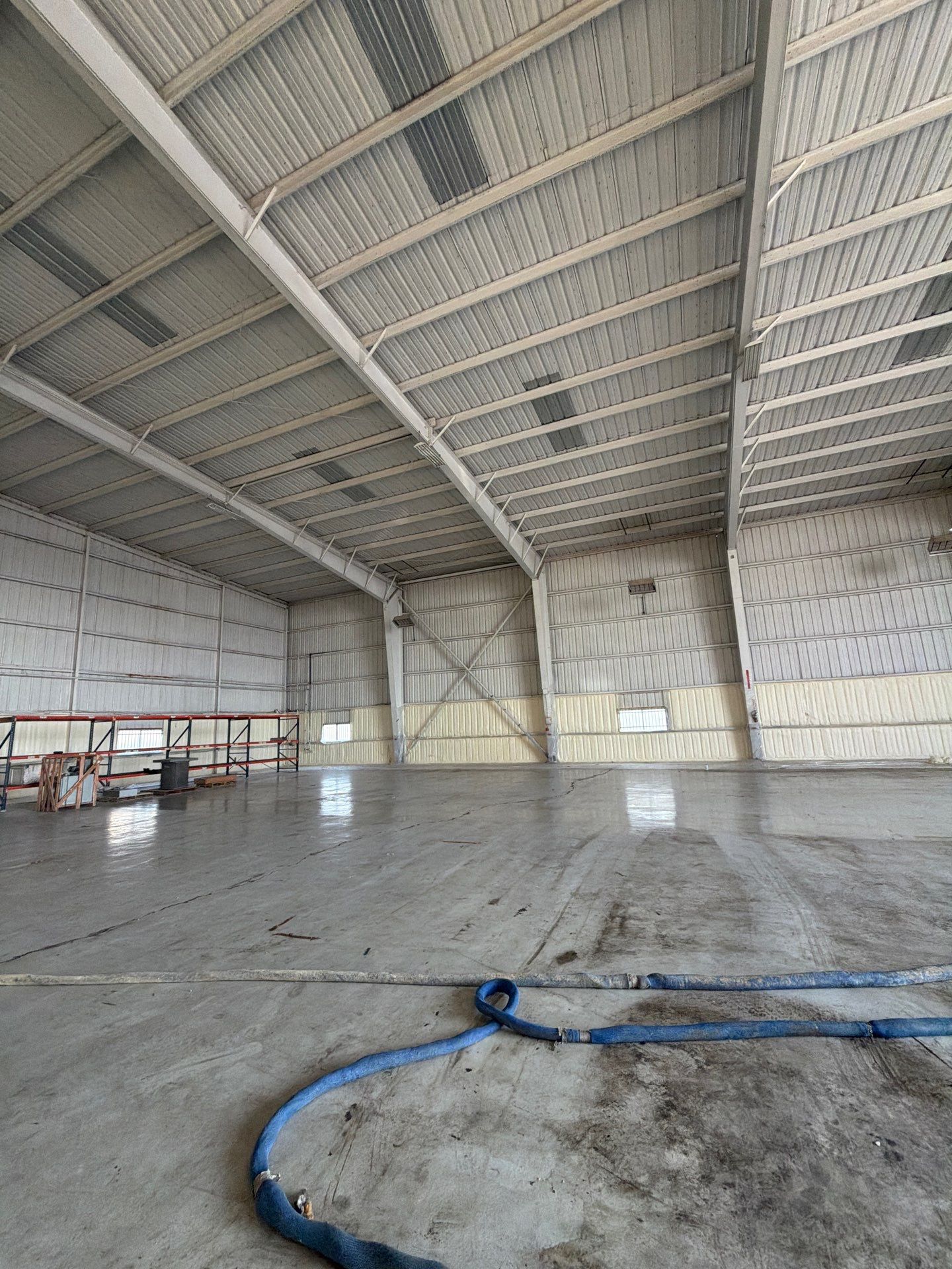 20,000 SF Airplane Hangar  by Apex Insulation Solutions