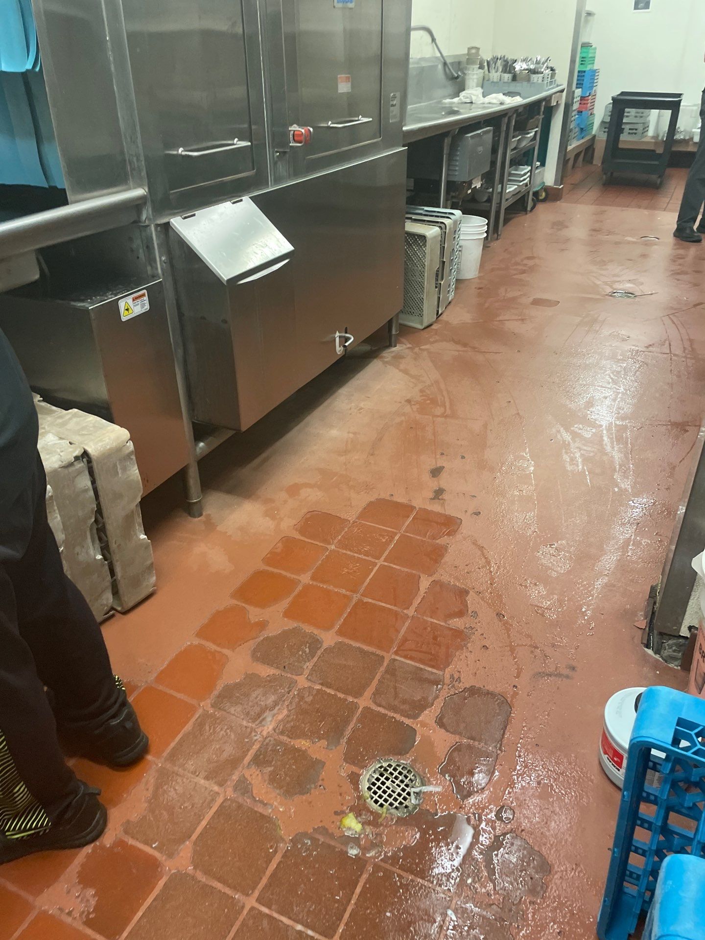 Commercial Kitchen Floor Using Urethane Cement by Spray 'n Coat Painting