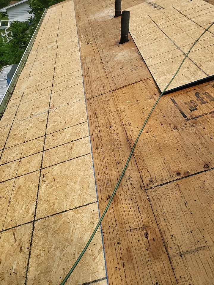 ATLAS PINNACLE HP W/SCOTCHGARD COLOR: HEARTHSTONE  by Eagle Eye Roofing