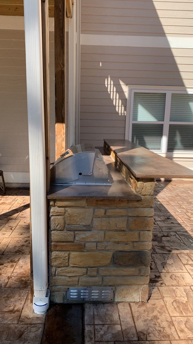 Outdoor Kitchen using Clifrock Panels by Xtreme Concrete Services