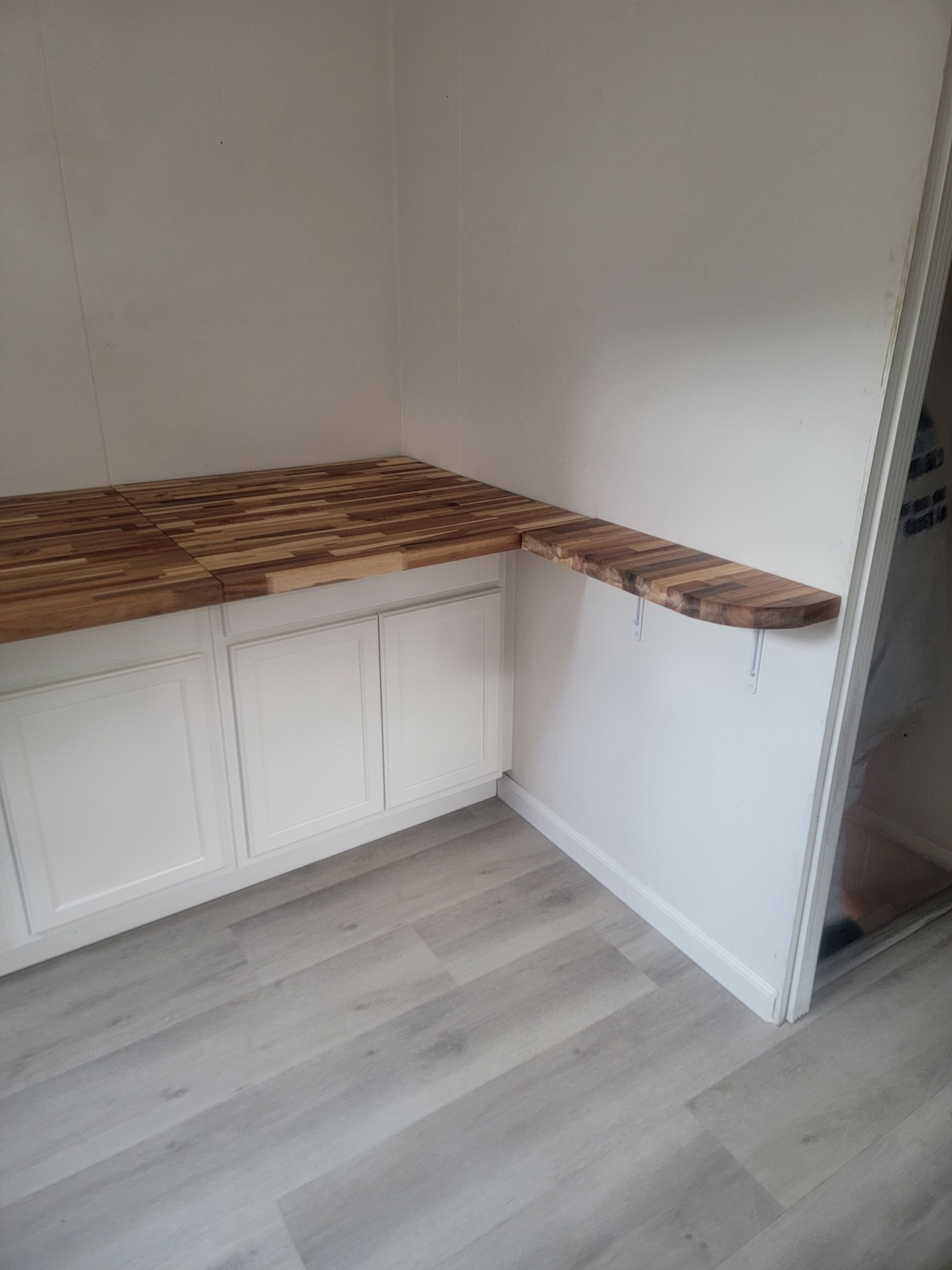 Epoxy countertops by MGP Coatings