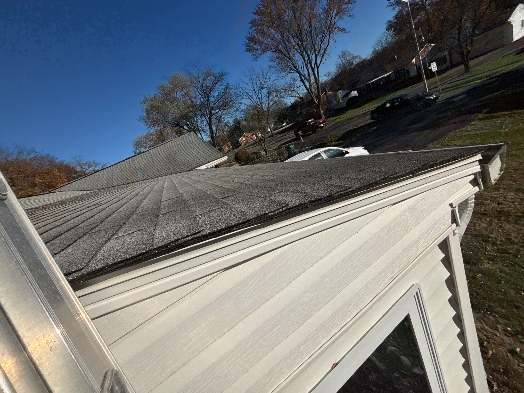 Roof Replacement using Owens Corning Onyx Black by 180 Contractors