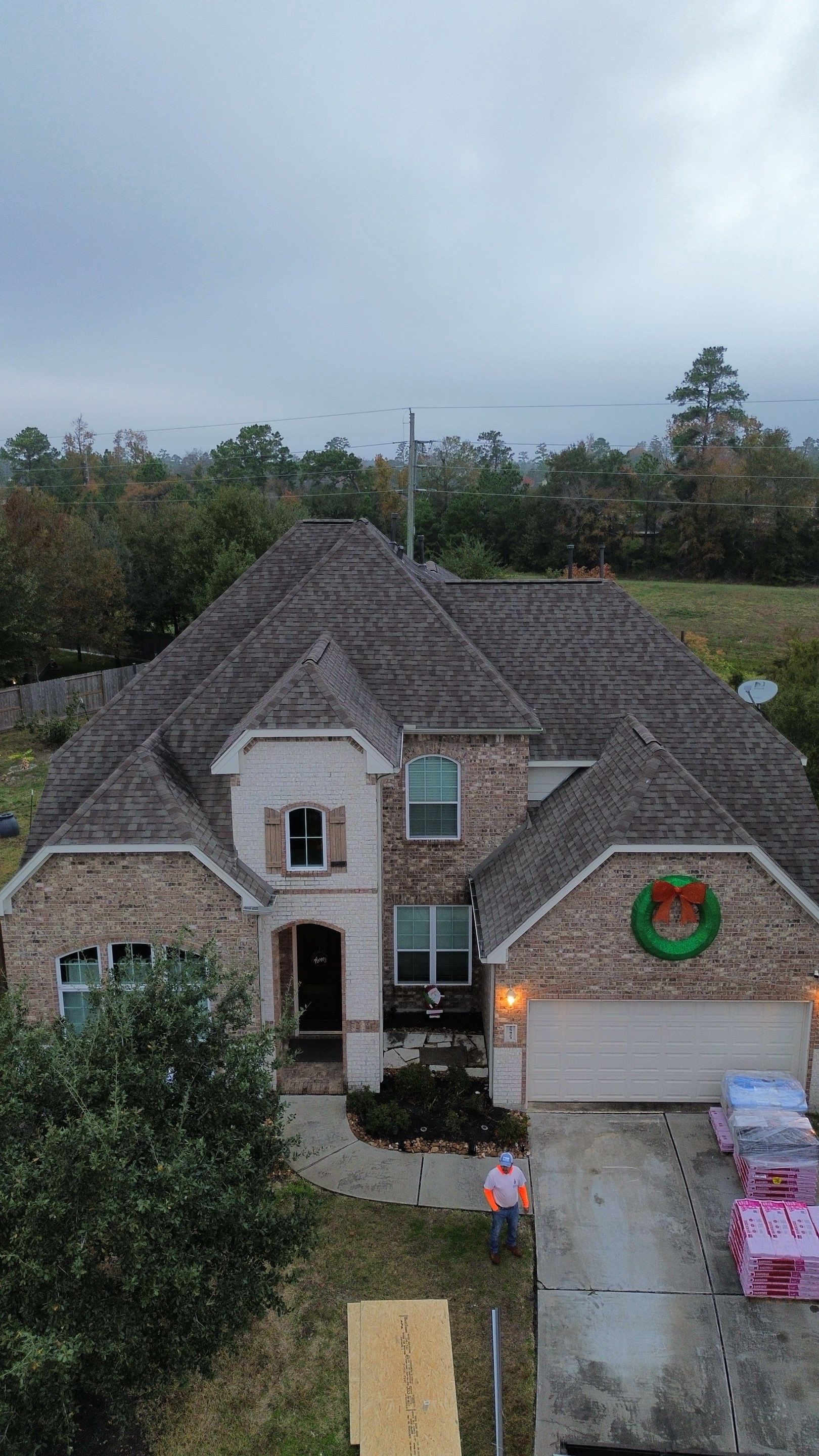 OC Duration Driftwood by HHH Roofing & Construction
