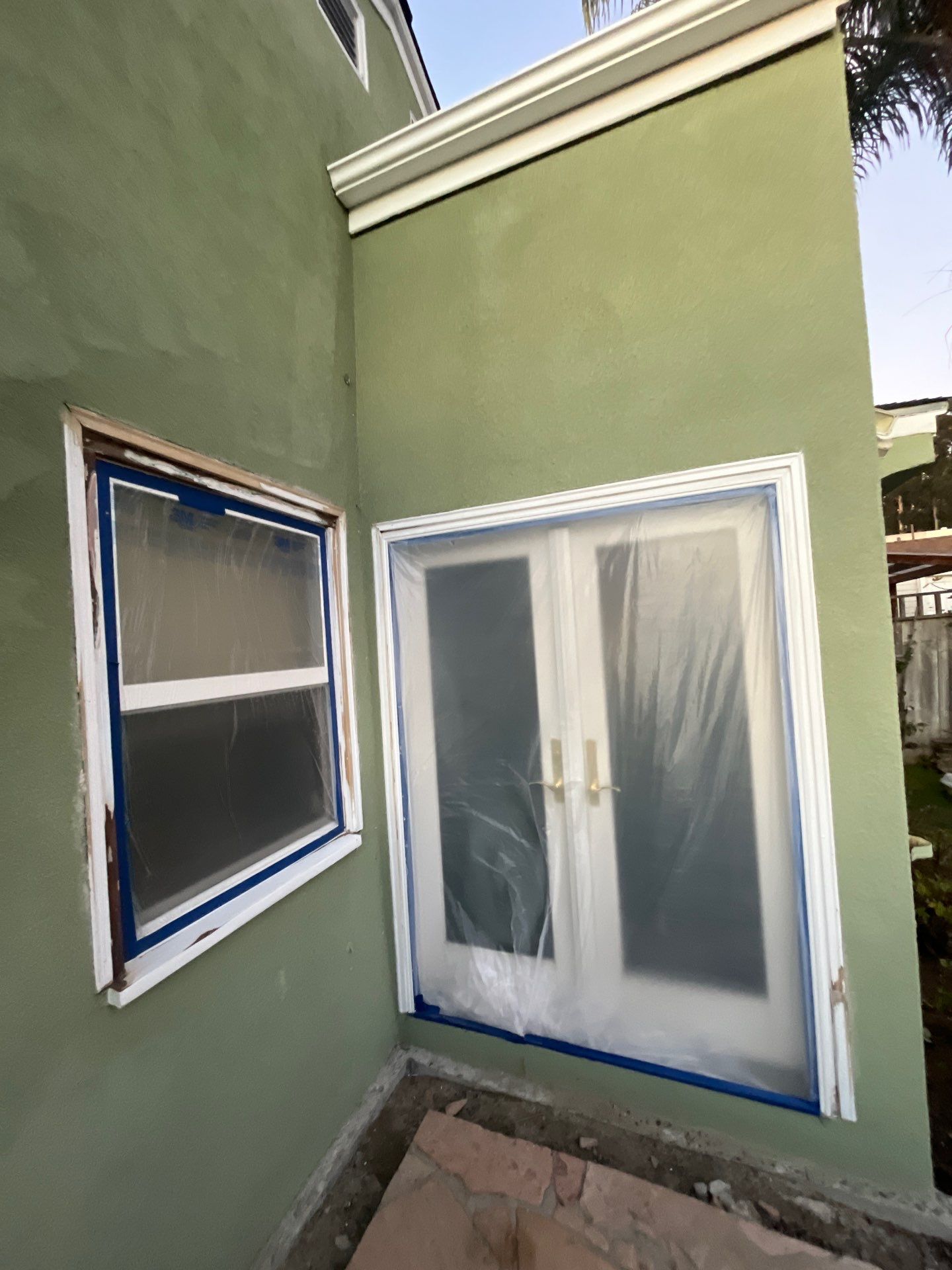 Exterior Painting using Sherwin-Williams  by Herrera’s Bay Area Painting inc.