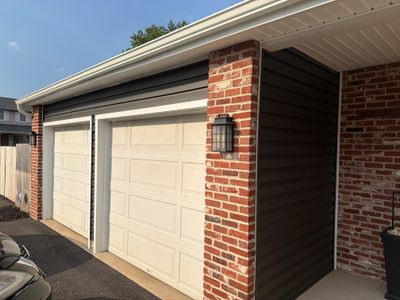 Fairless Hills Exterior Remodel with GAF Roofing and Charcoal Vinyl Siding