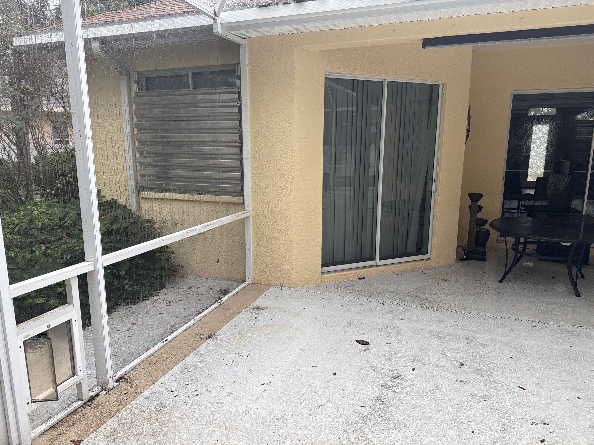 Lanai & Screen Enclosure Cleaning, Paver and Fence Cleaning by Sunshine AquaWash