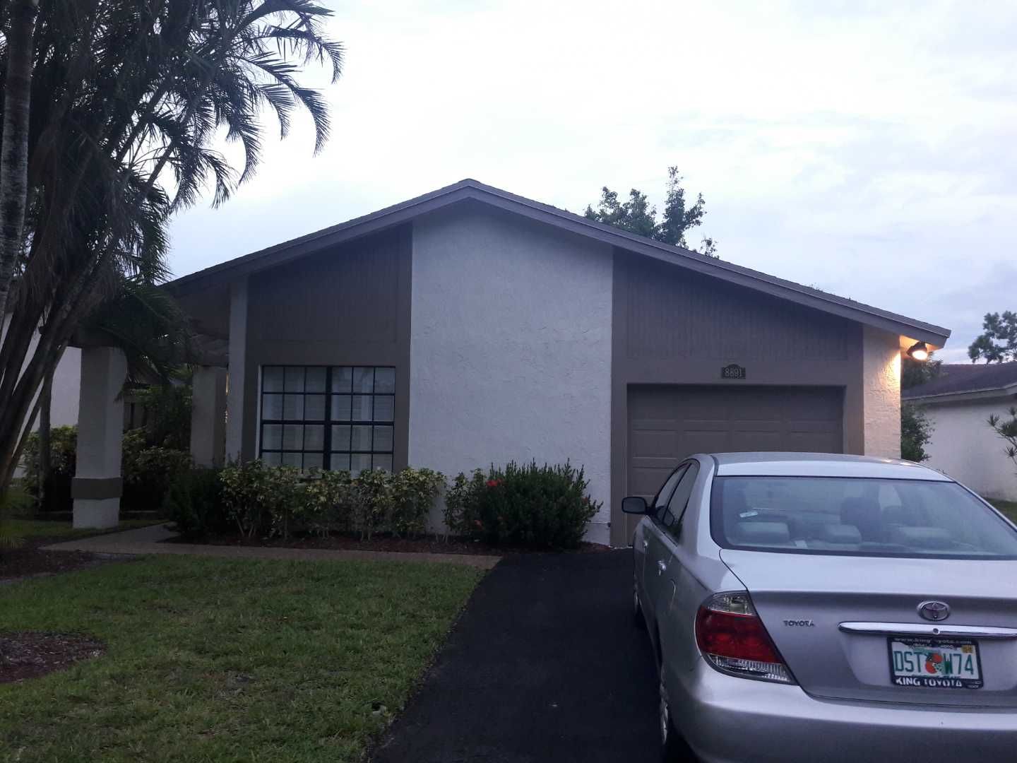 New Shingle Roof Installation in Boca Raton – Durable, Stylish & Weather-Resistant by Aastro Roofing