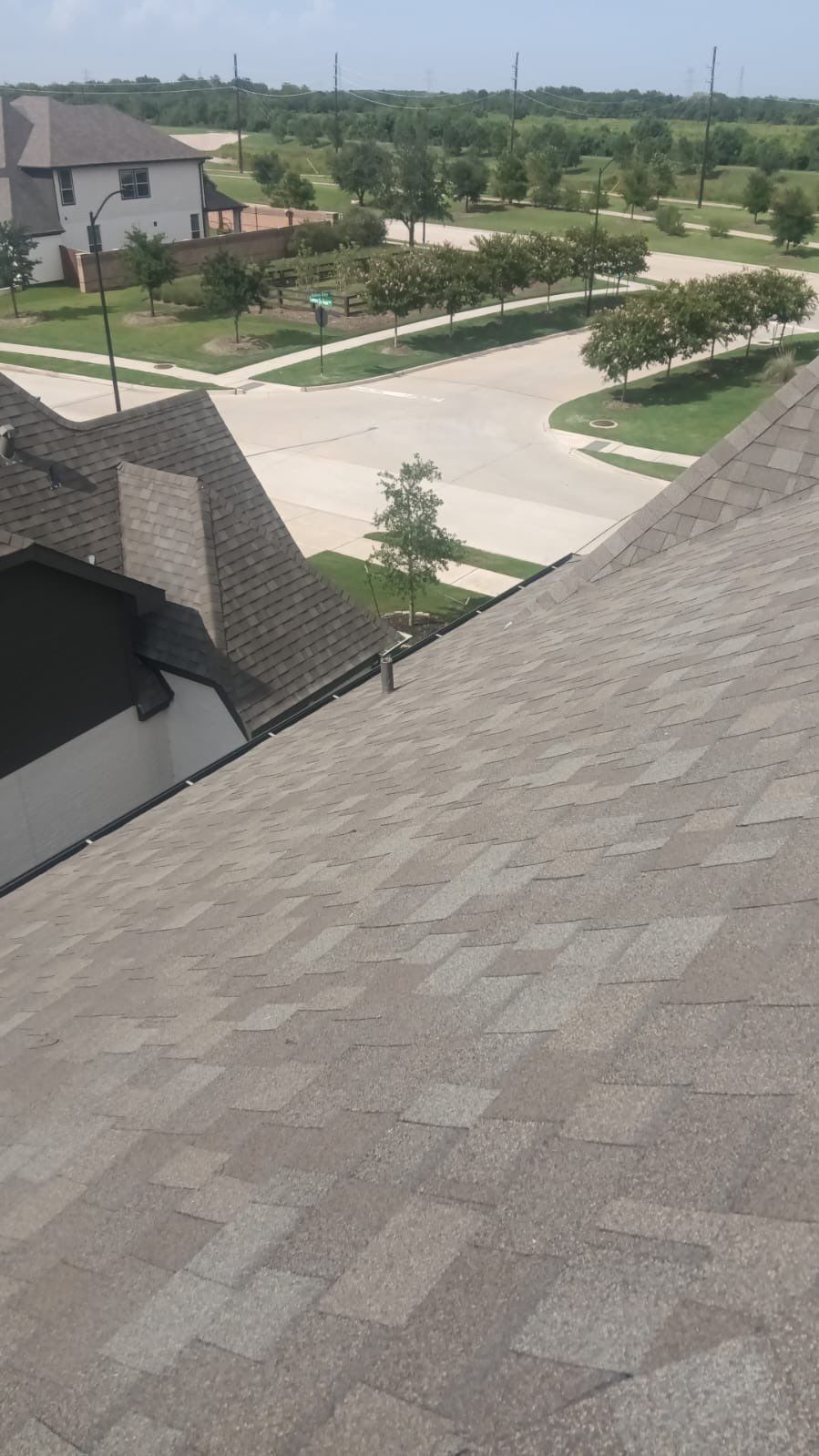 Hail Damage using Owen's Corning Duration (Lifetime) Shingles by Roof Repair Company