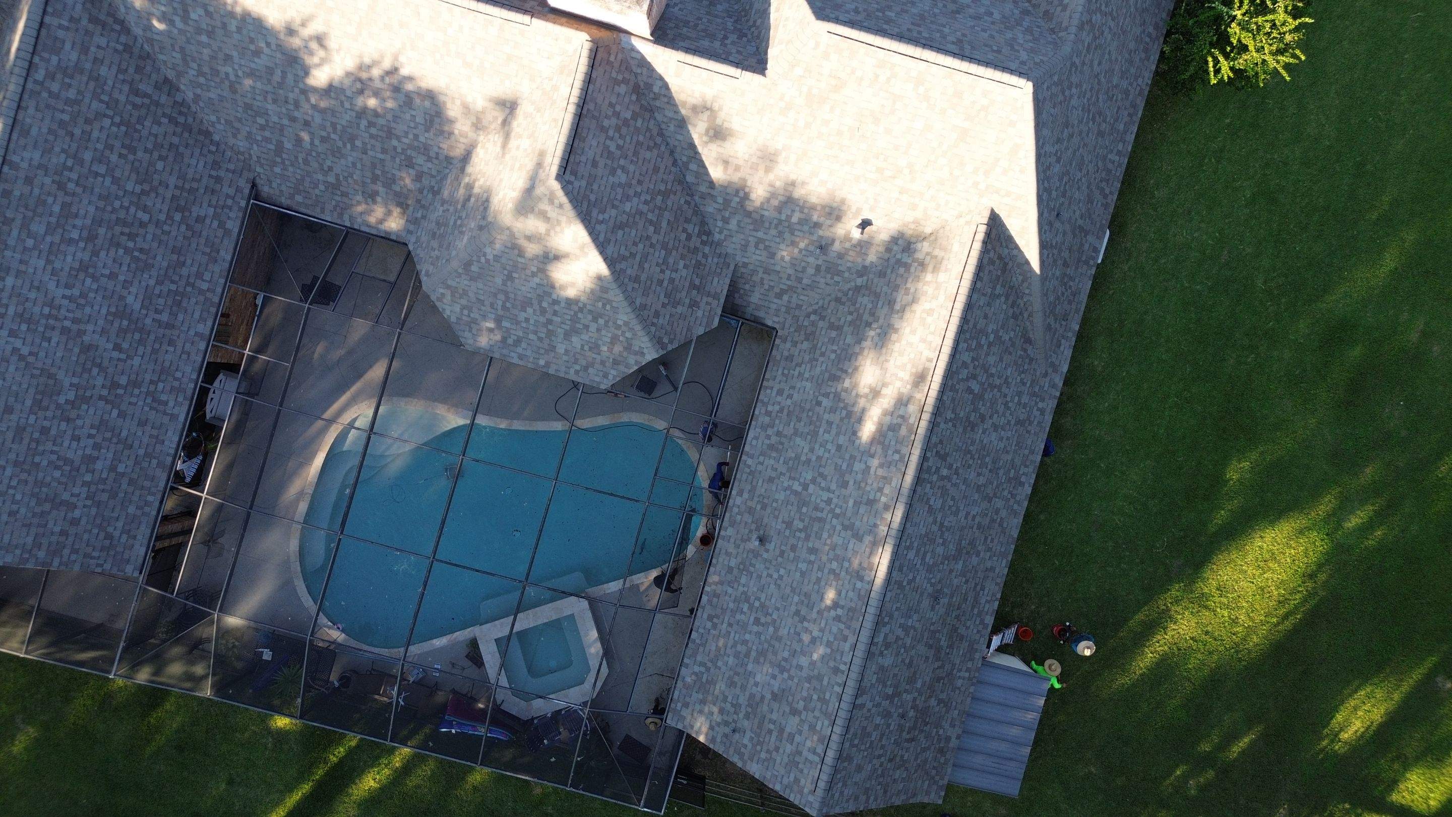 Lake Jackson Owens Corning replacement - Driftwood by Houston Roofing & Construction