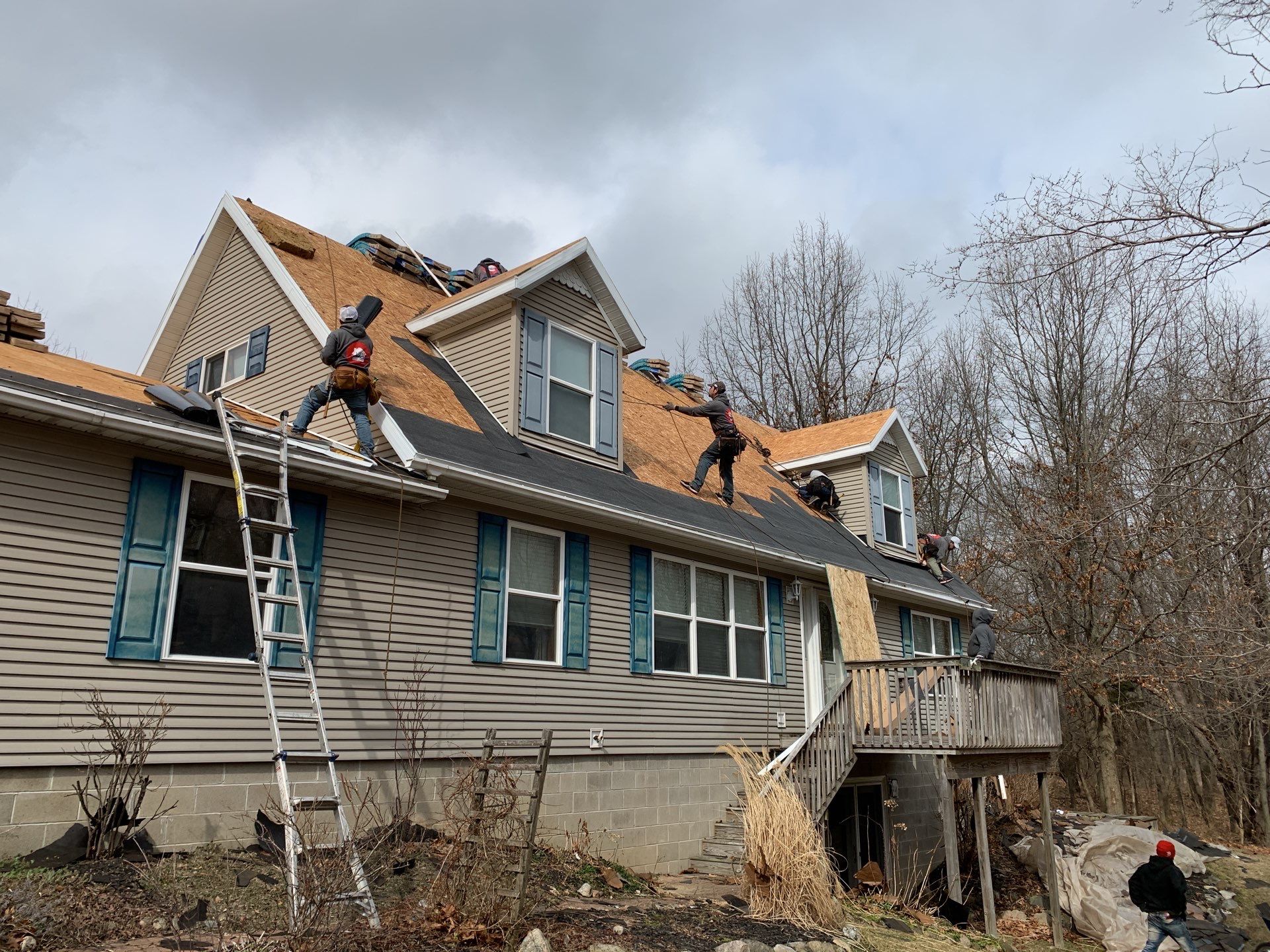 Roof Replacement using CertainTeed Landmark by 180 Contractors