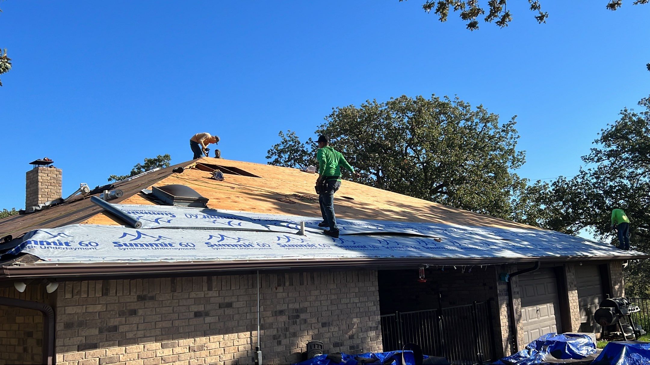 Residential Roofing Installation using ATLAS Pinnacle Pristine Shingles by Harvey Roofing & Construction