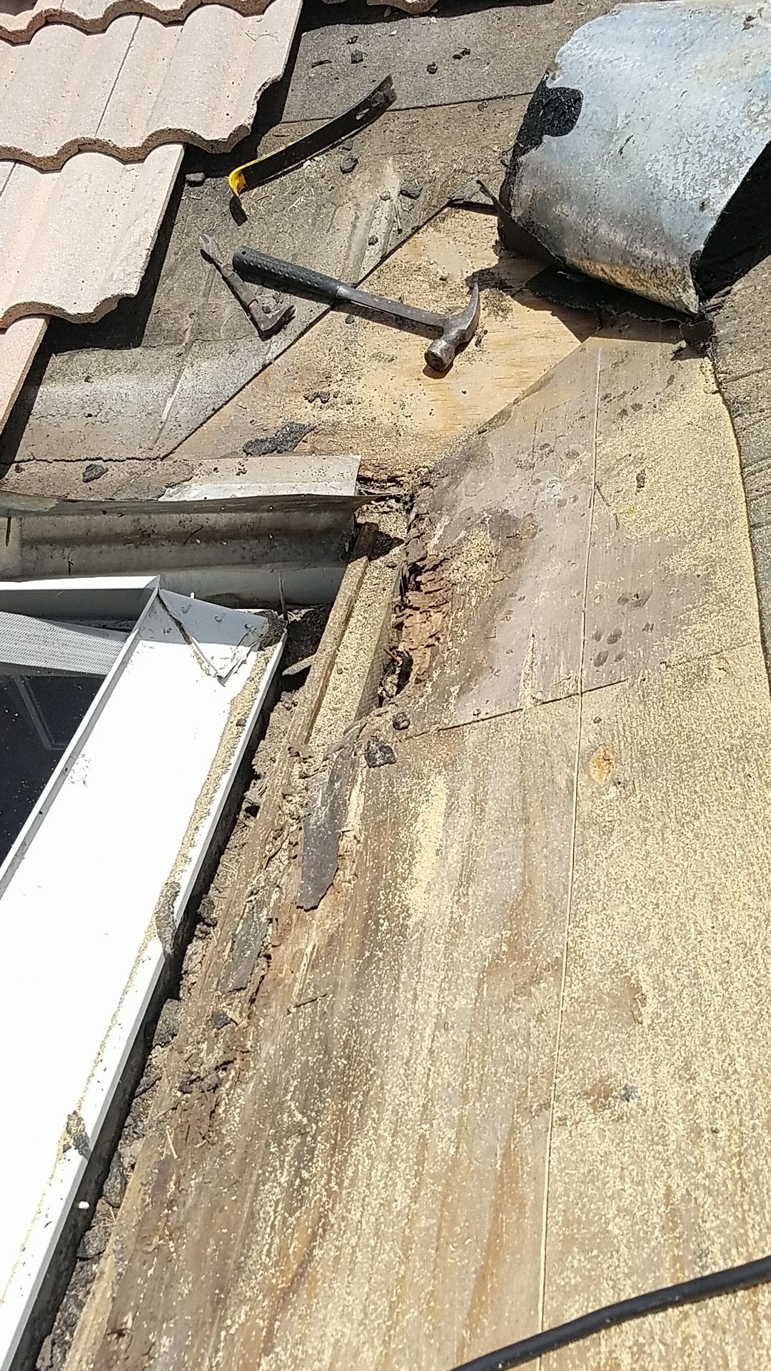 Concrete Tile Roof Repair using Concrete Roof Tile by Aastro Roofing