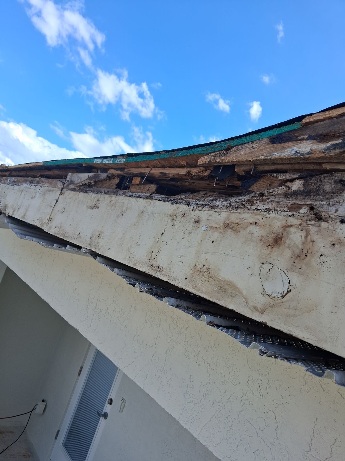 Project in South Pasadena 33707 by Mitchell Roofing Company LLC 