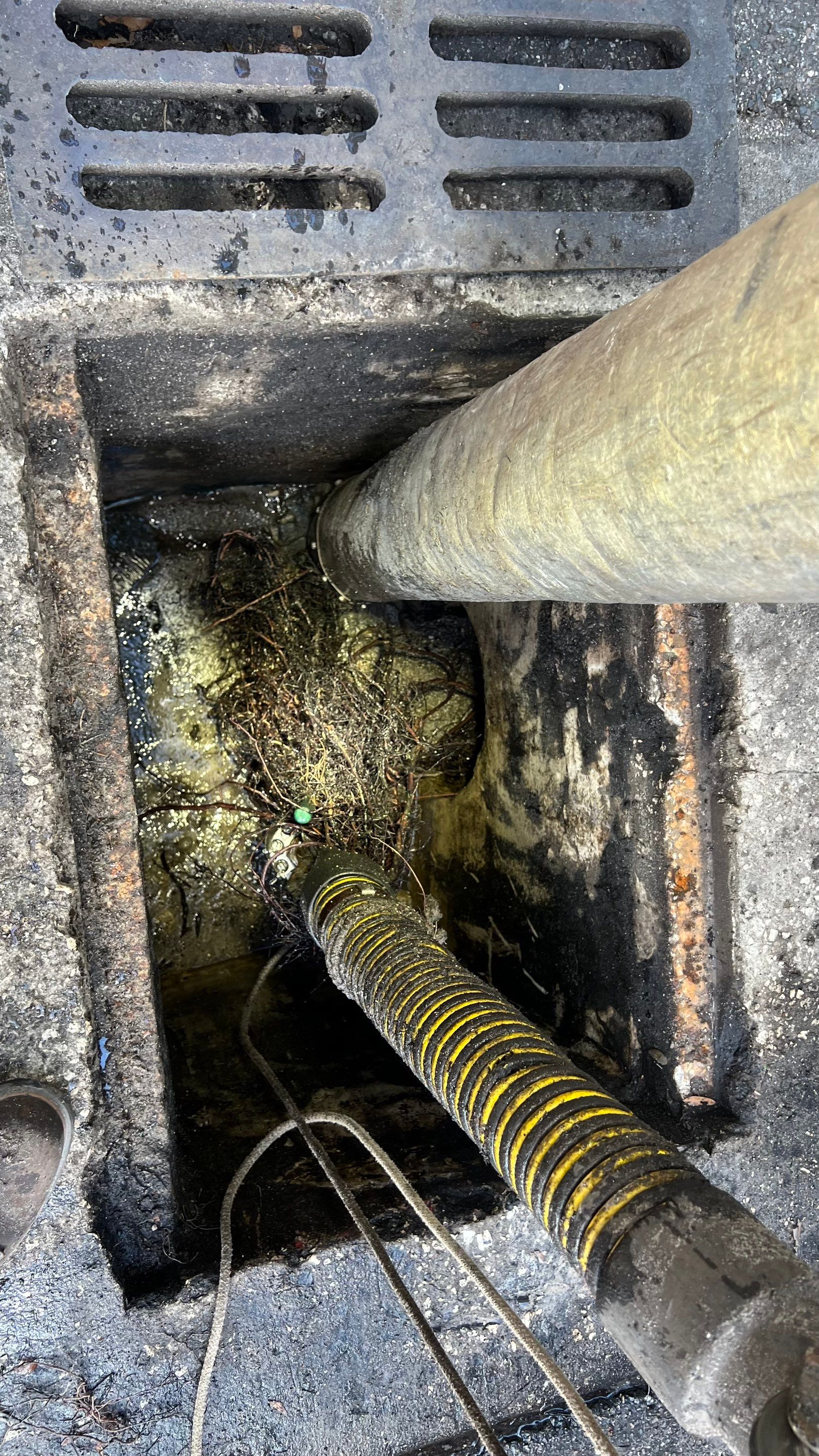 Apartment Complex Storm Water System Cleaning and Maintenance by APS Power & Water