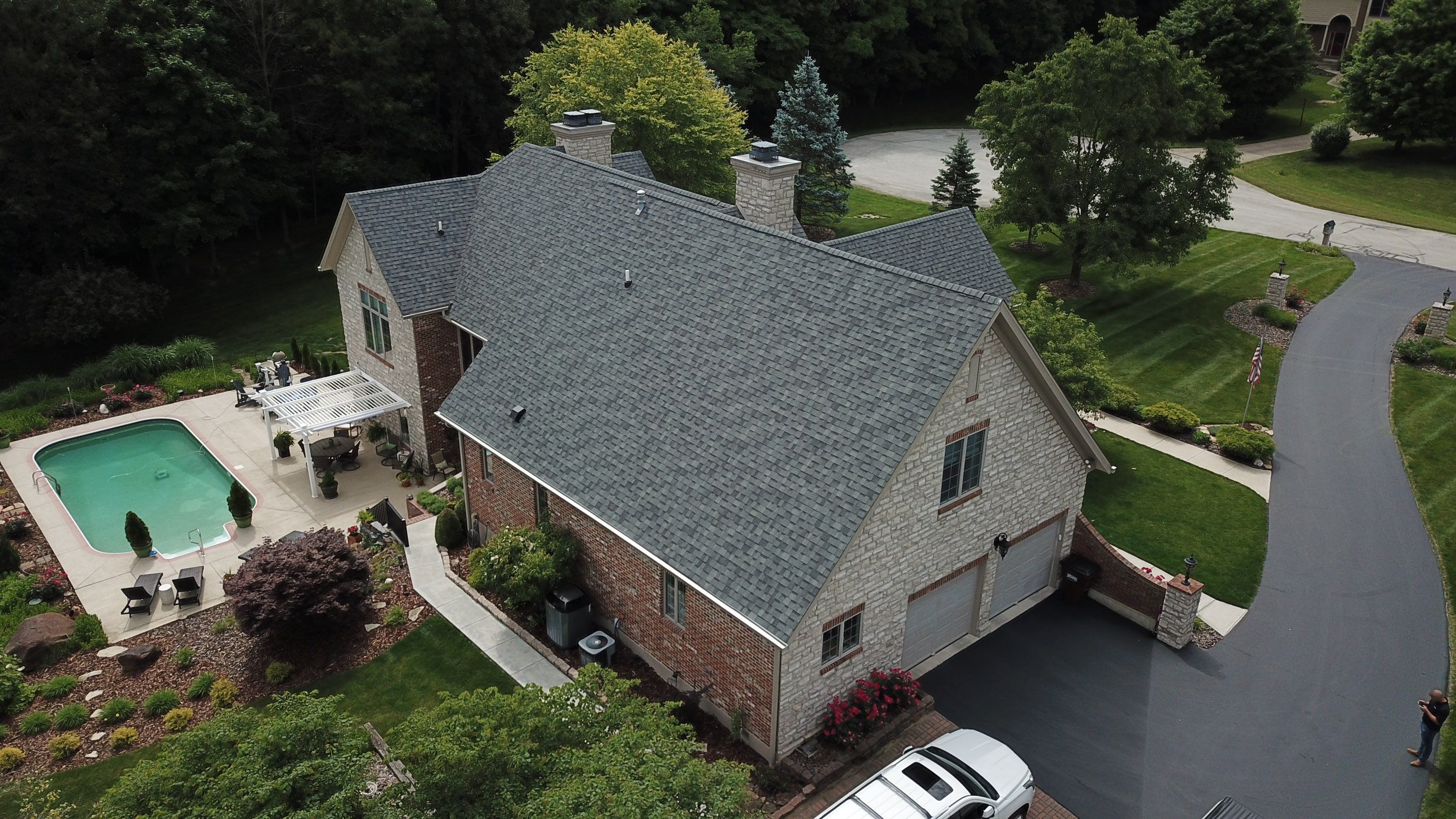 Residential Roofing Installation using Duration Series Shingles - Estate Gray by RoofX 