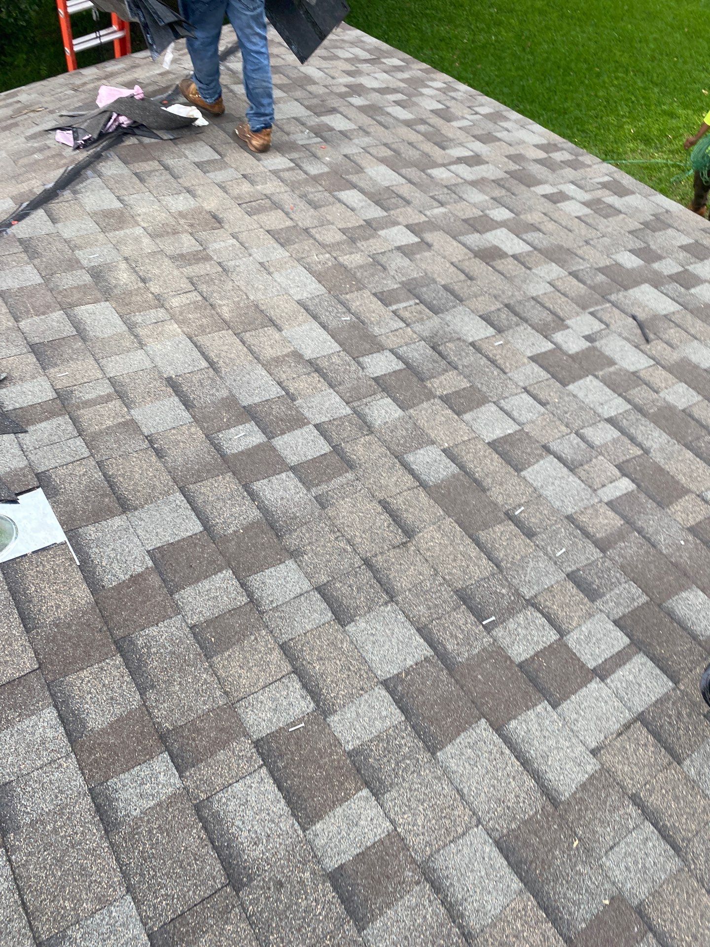 Residential Roofing Installation using Owen's Corning Duration (Lifetime) Shingles by Roof Repair Company