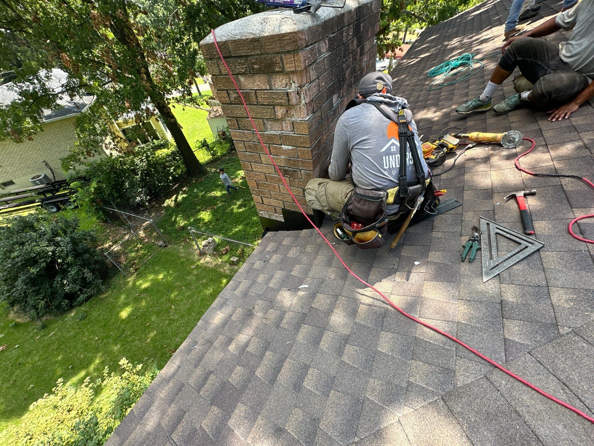 Residential Roofing Installation using GAF Timberline HDZ Barkwood by Undersun Roofing 