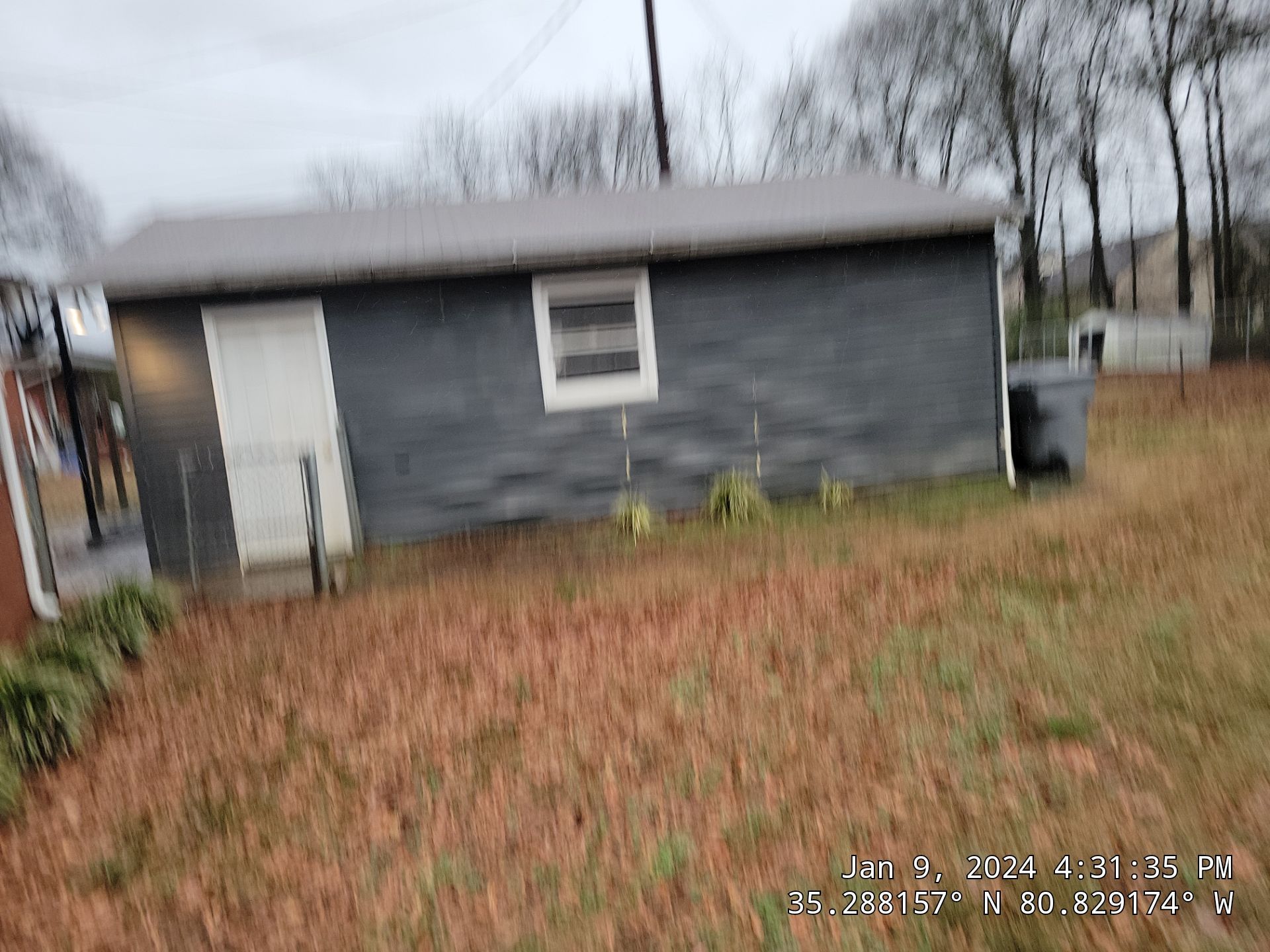Charlotte- Williamsburg Gray by Merritt Roofing LLC