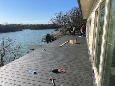 Duxxbak Deck on a Beautiful Private Lake