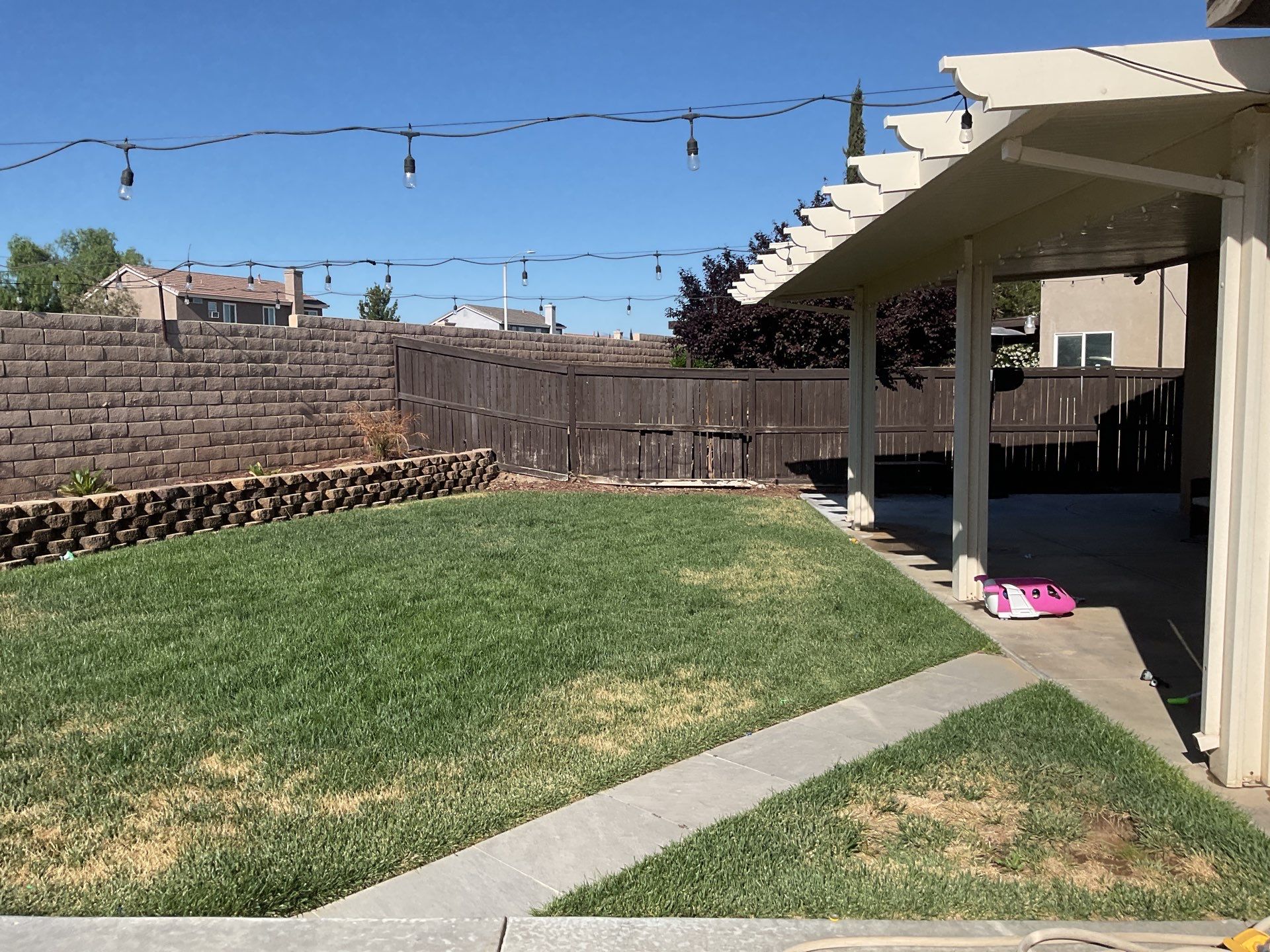 Fence Installation using Vinyl by Fence Guys Inc. 