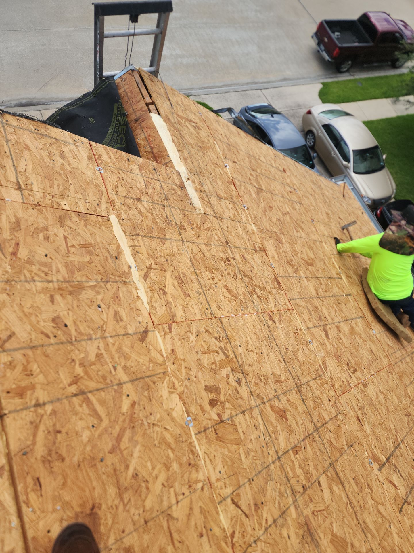 Residential Roofing Installation using Owen's Corning Duration (Lifetime) Shingles by Roof Repair Company