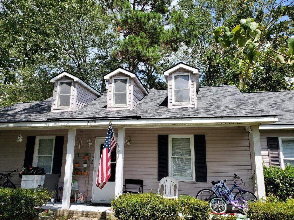 Residential Roofing Installation using Owens Corning Oakridge- Williamsburg Gray by Indigo State Roofing