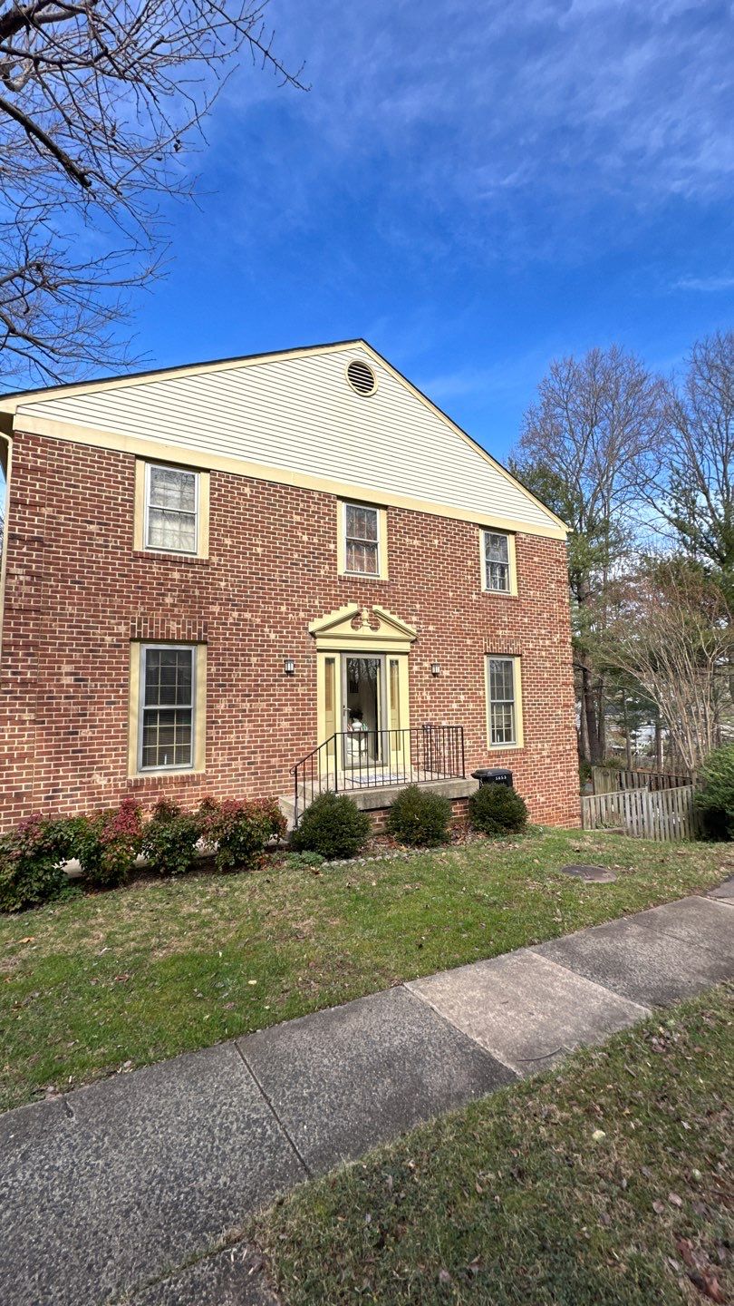 Burke CertainTeed Landmark Pro Roof in Max Def Espresso by RM Banning, Inc.