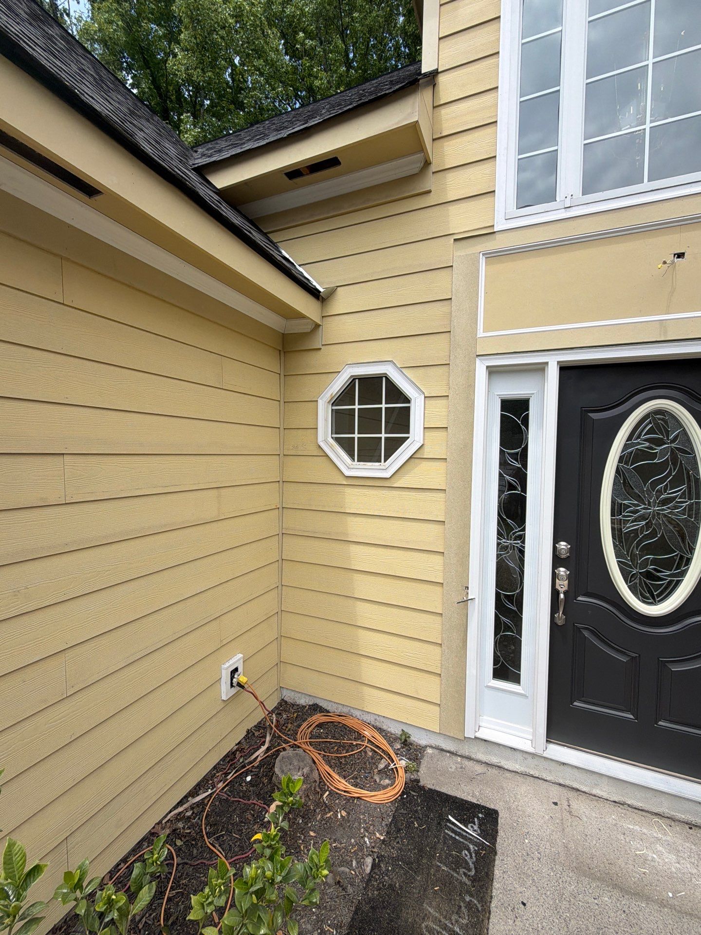 Alpharetta, GA Siding & Exterior Painting with Black Trim Before & After by Nelson Exteriors