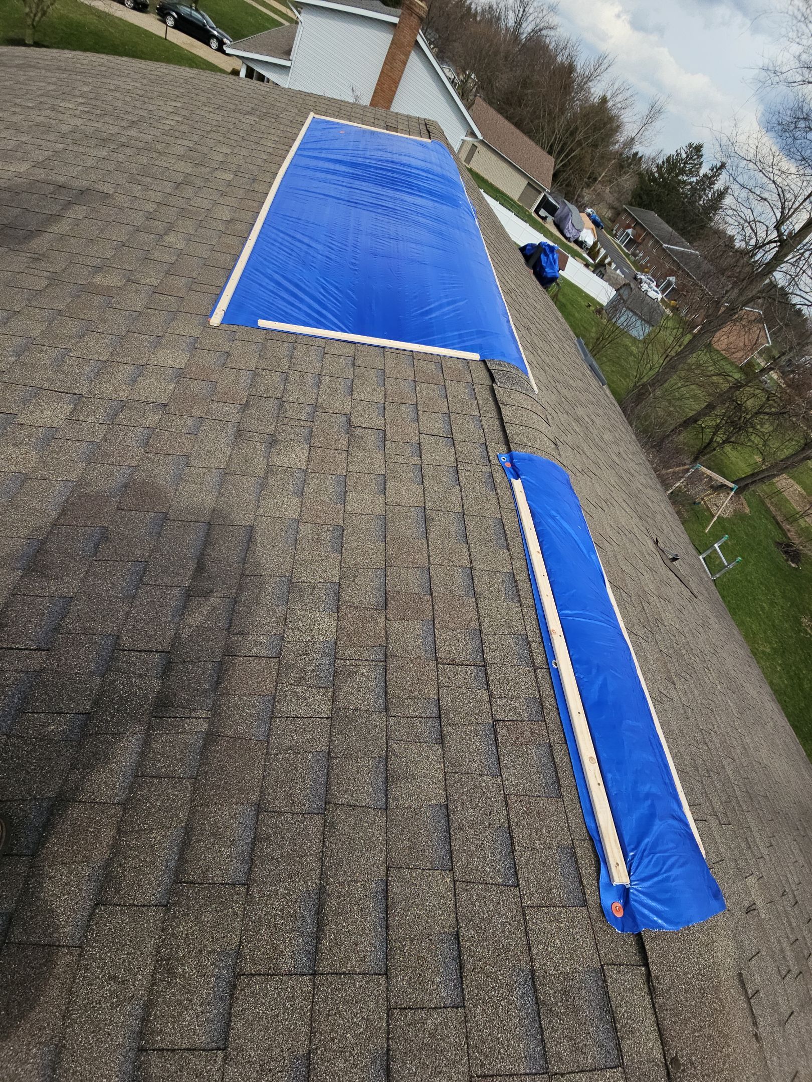 ATLAS PINNACLE COLOR: BLACK SHADOW by Eagle Eye Roofing