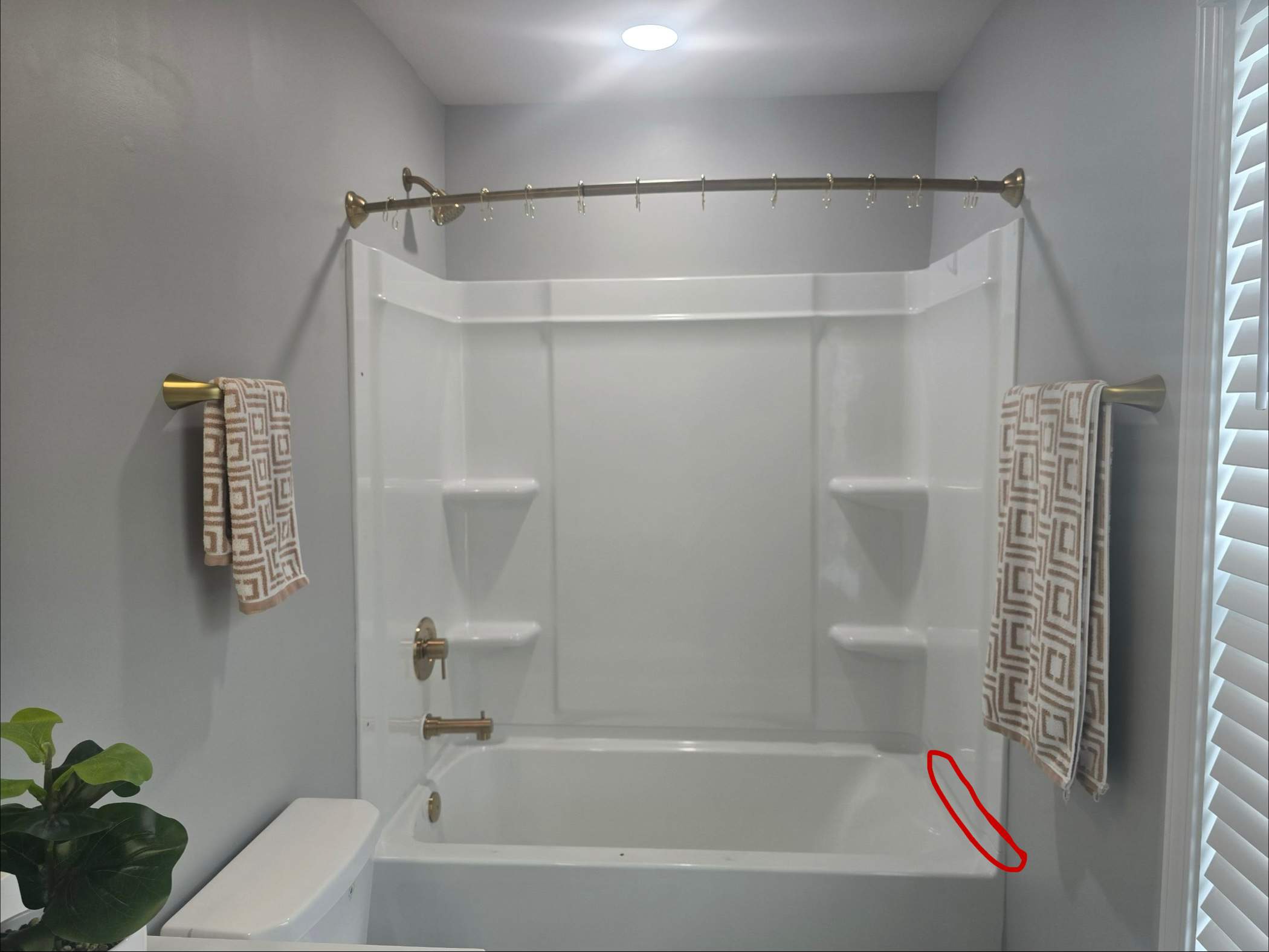 Tub-to-tub renovation by Prudencio
