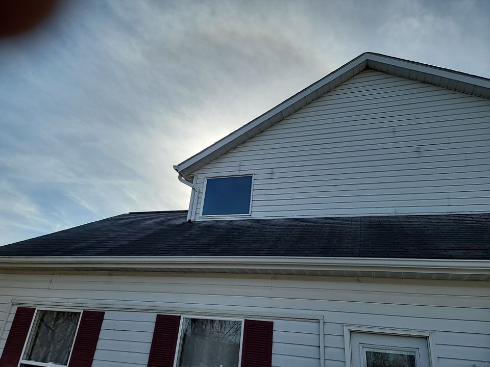 ATLAS PINNACLE COLOR: BLACK SHADOW DRIP EDGE: WHITE by Eagle Eye Roofing