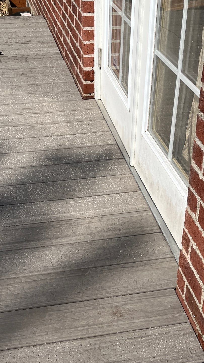 A not so typical deck by Alki deck builders 