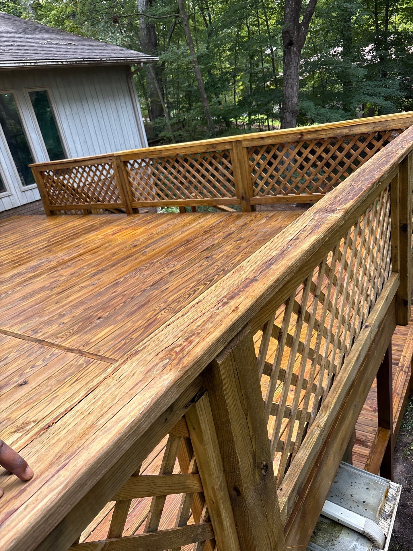 Wood Deck using Wood Stain by DuraSeal
