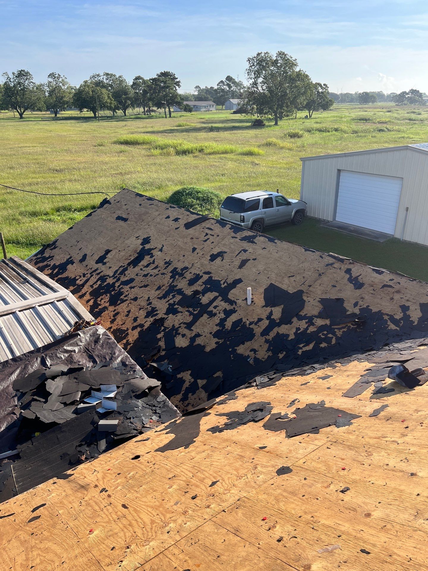 Residential Roofing Installation using Owen's Corning Duration (Lifetime) Shingles by Roof Repair Company