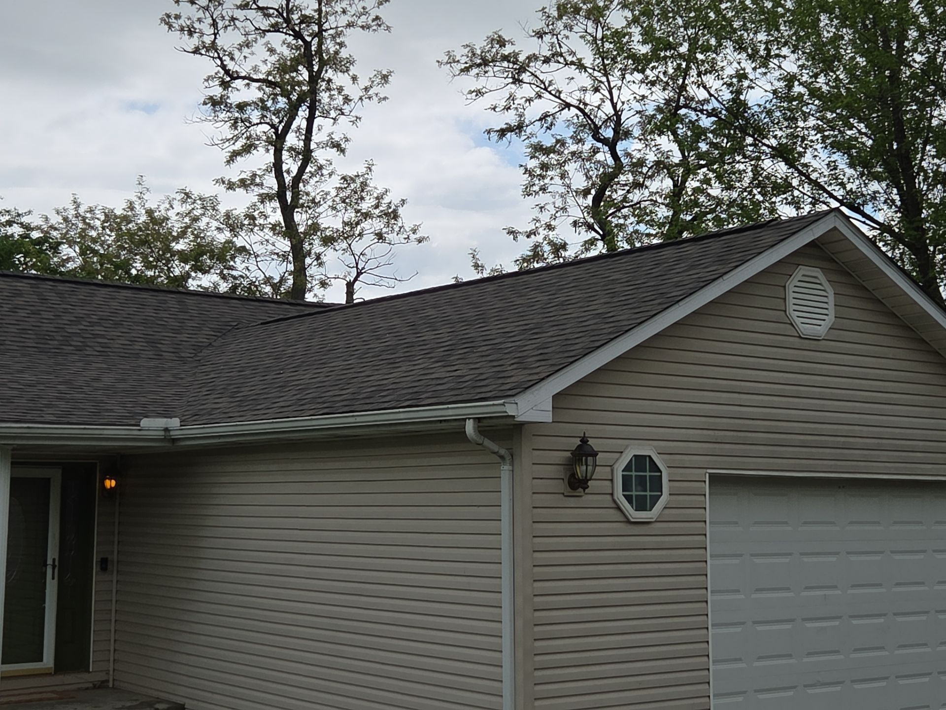Residential Roofing Installation using Platinum Shield Roofing System from Mr. Roofer by Mr. Roofer