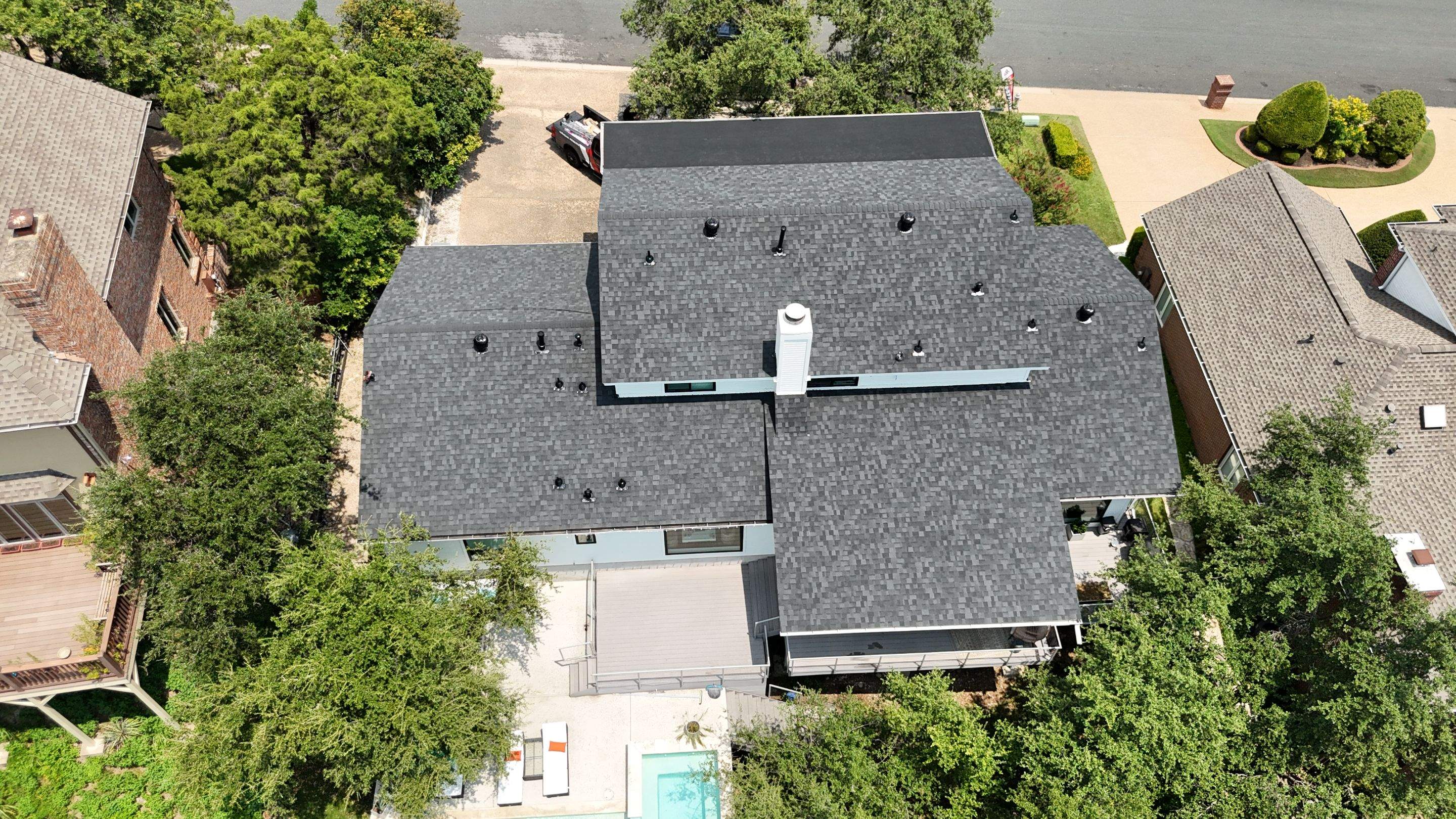 Onyx Black - Owen’s Corning TruDefinition Duration by RoofsOnly.com