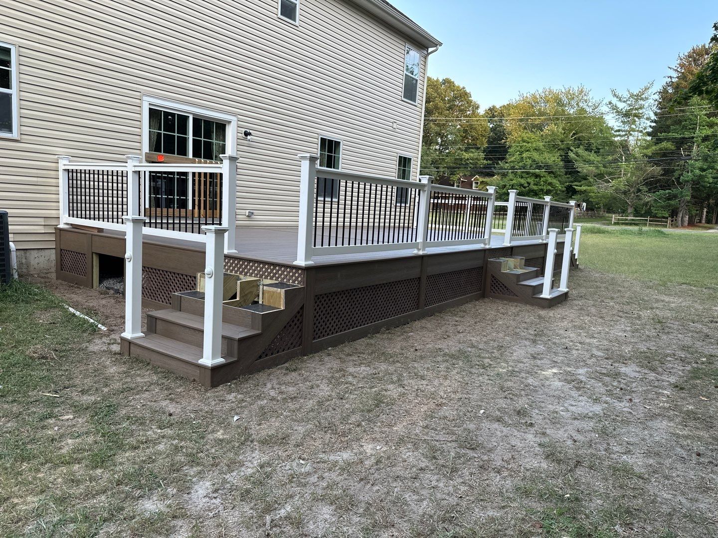 New Deck using Deckorators Venture - Color Sandbar by deck guardian