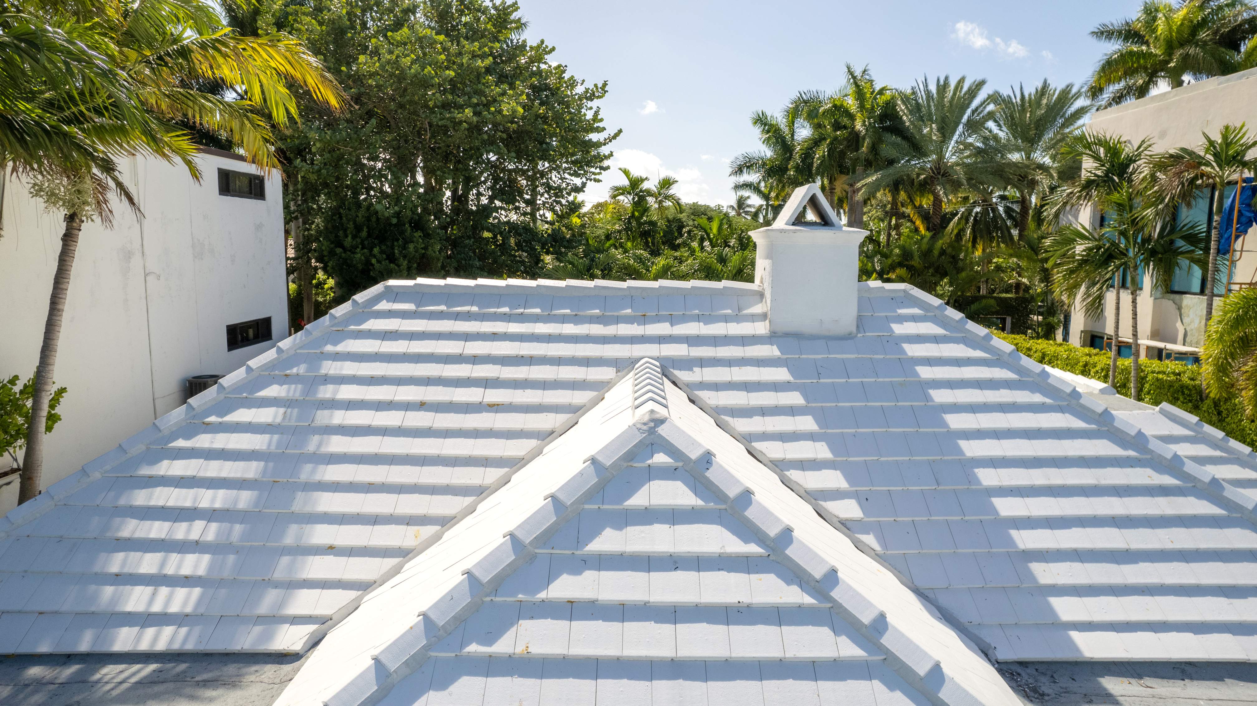 Crown Windsor Slate - Polar White by Istueta Roofing