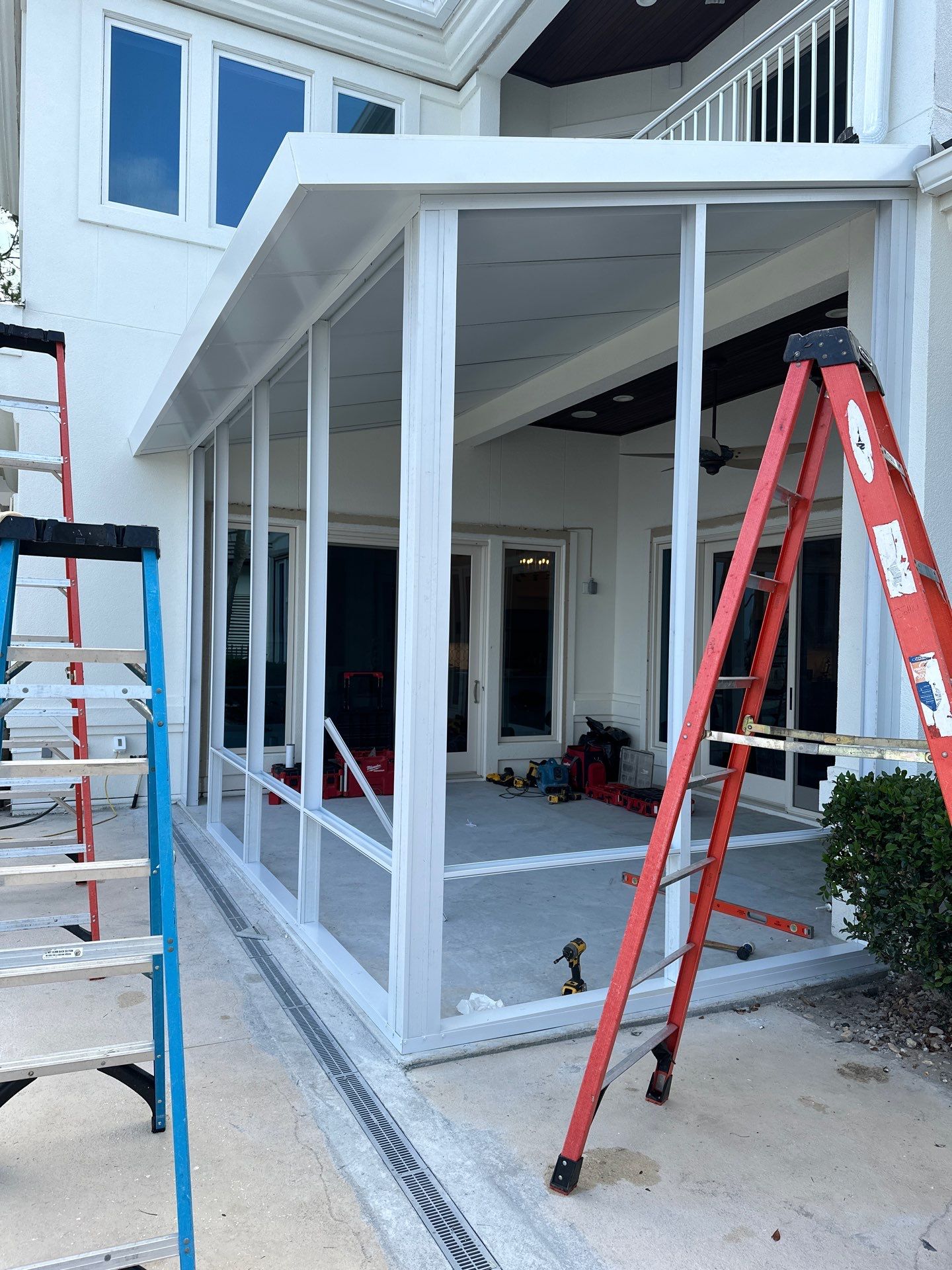 Miramar Beach Glass Room w/Hurricane Resistant Colorbeam by Titan Sunrooms